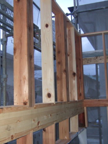 I様邸のベランダ造作の様子