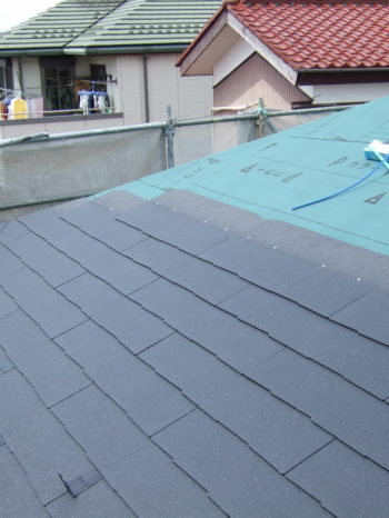 K様邸の屋根葺き替えの様子