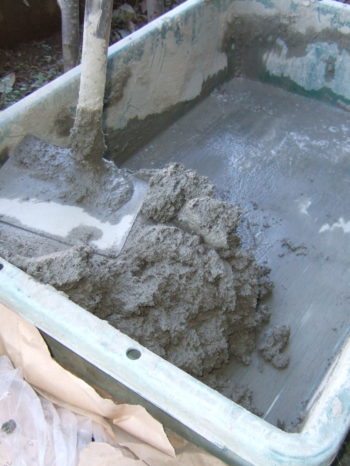 柏市M様邸の屋根に使用した漆喰の様子