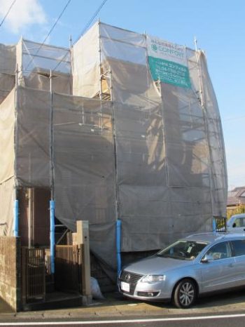 取手市O様邸の足場組立の様子