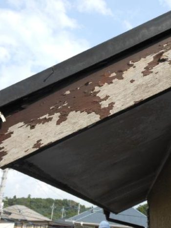 守谷市Y様邸の破風板交換前の様子