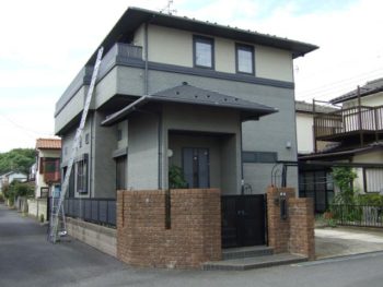 千葉県鎌ケ谷市S様邸の外壁塗装前の様子