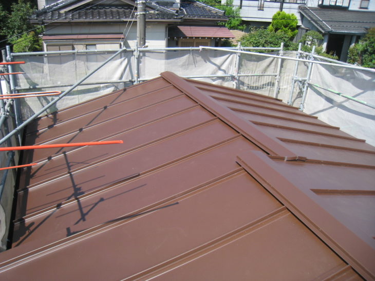   柏市　M様邸　台風で捲れた瓦棒屋根の葺き替え事例