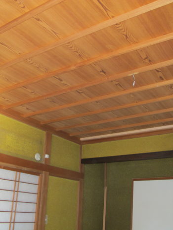 既存の和室天井。